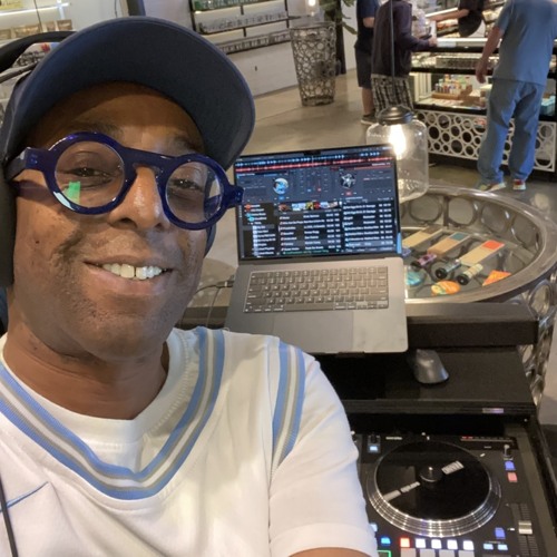 DJ Wait A Minute