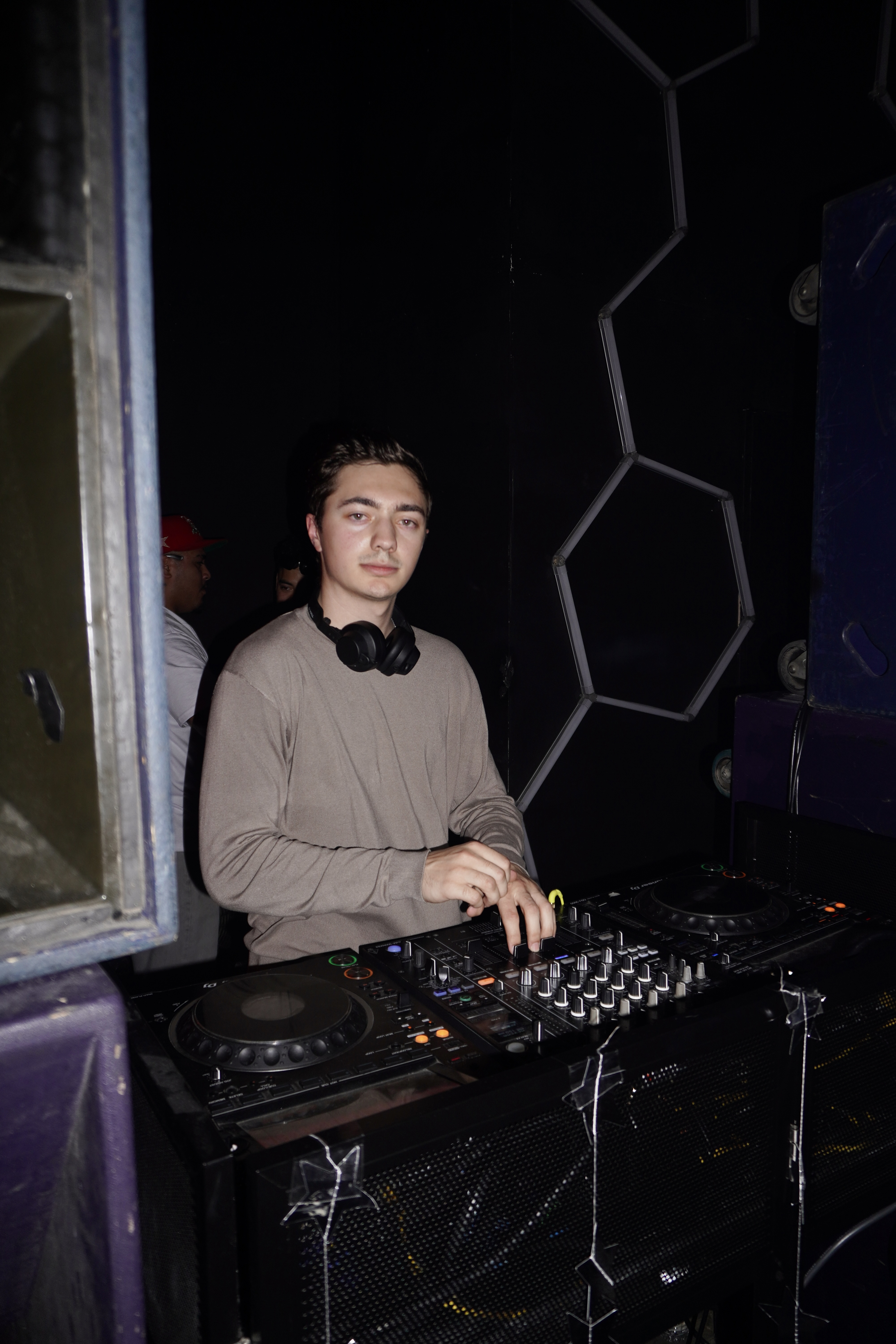 DJ FRESH