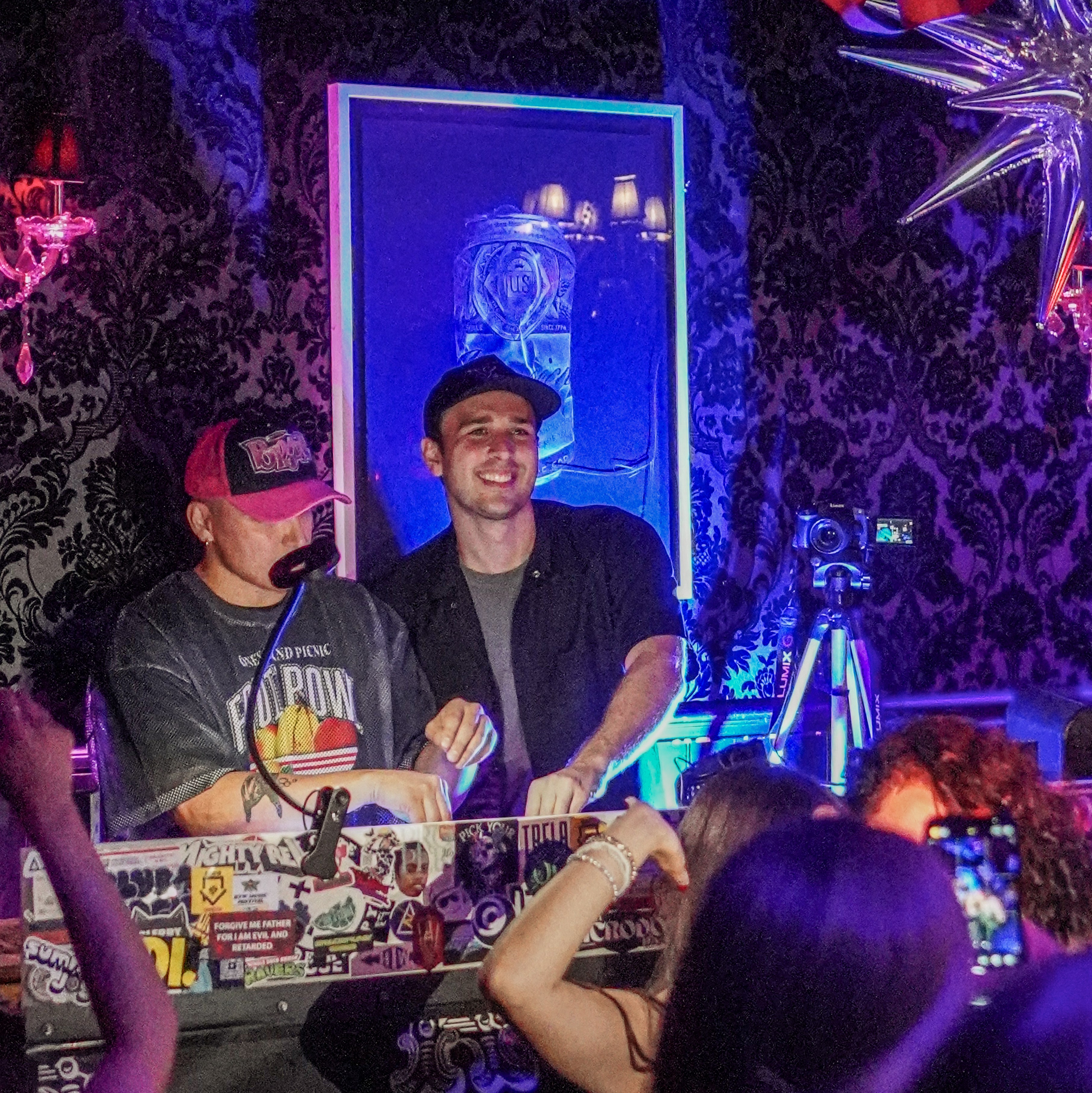 Pretty Boy DJ Club.